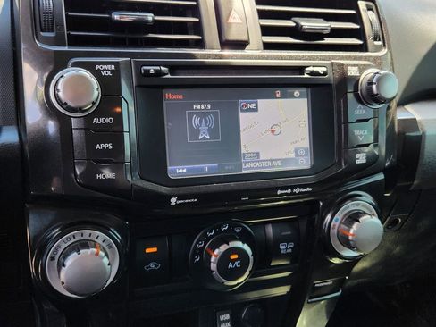Used 2019 Toyota 4Runner TRD Off-Road Premium AWD/4WD image 20