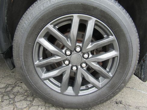 Used 2018 GMC Acadia SLT image 38