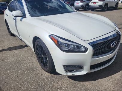 Used 2017 INFINITI Q70 L 3.7