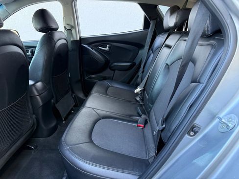 Used 2012 Hyundai Tucson GLS image 21