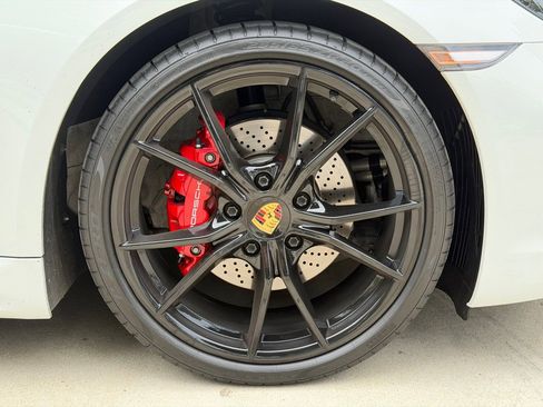 Used 2024 Porsche 718 Cayman S RWD image 19