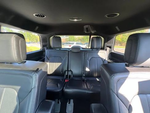 Used 2019 Ford Expedition Limited w/ Special Edition Package AWD/4WD image 18
