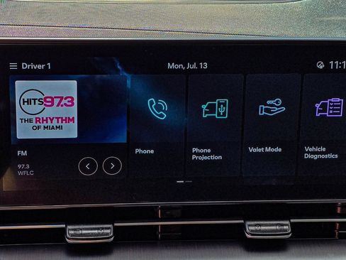 Used 2025 Hyundai Kona SEL FWD image 15