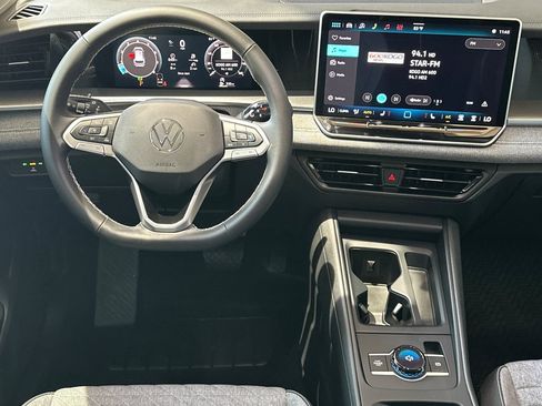New 2026 Volkswagen Tiguan S FWD image 12