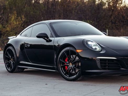 Used 2019 Porsche 911 Carrera 4S image 37