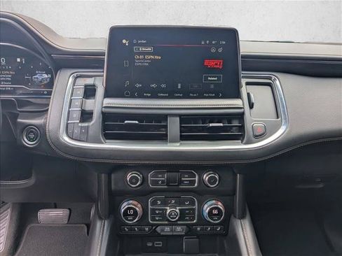 Used 2022 GMC Yukon XL AT4 AWD/4WD image 16
