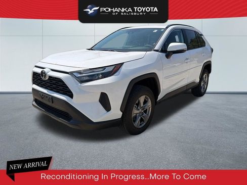 Used 2025 Toyota RAV4 XLE w/ Convenience Package AWD/4WD image 1