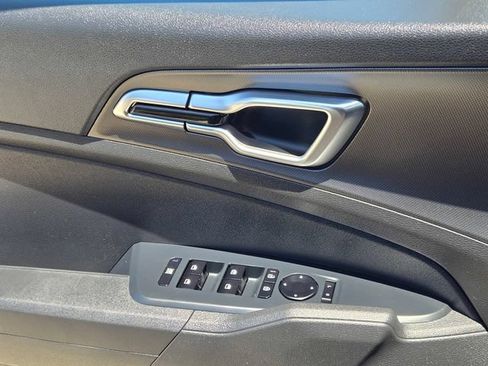 New 2026 Kia Sportage LX FWD image 15