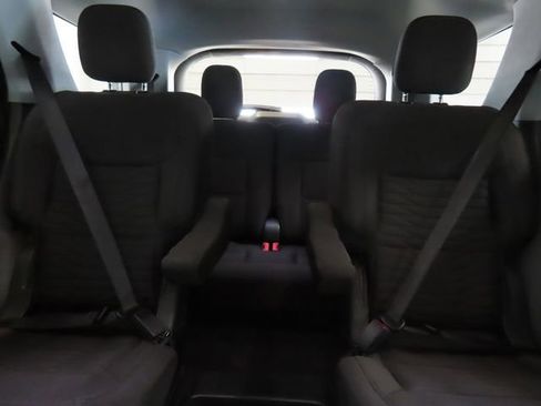 Used 2021 Ford Explorer XLT RWD image 27