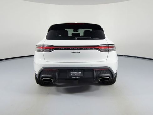 New 2026 Porsche Macan AWD/4WD image 8