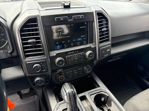 Used 2018 Ford F150 XLT w/ Equipment Group 302A Luxury AWD/4WD image 17
