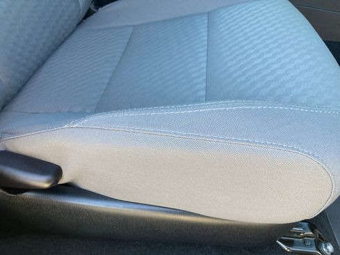 Used 2022 Toyota Tacoma SR image 14