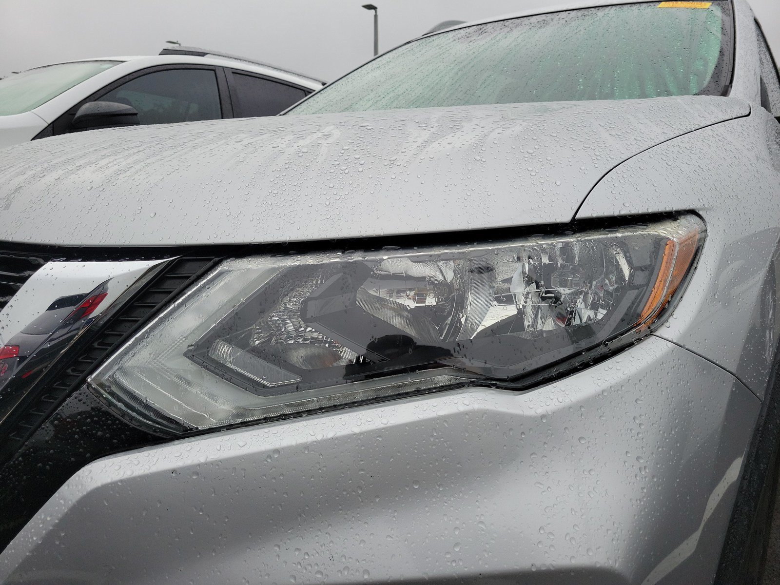Used 2020 Nissan Rogue S w/ Special Edition Package FWD image 5