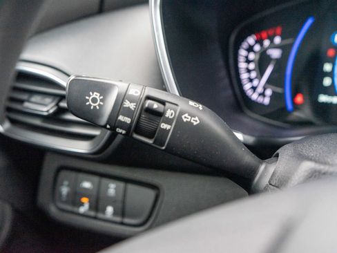 Used 2020 Hyundai Santa Fe SEL image 24