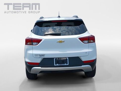 Used 2023 Chevrolet TrailBlazer LT AWD/4WD image 6