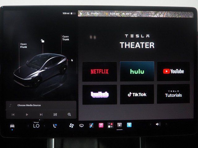 Used 2026 Tesla Model Y Long Range RWD image 45