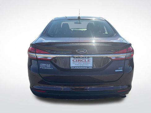 Used 2017 Ford Fusion SE w/ Equipment Group 201A image 6