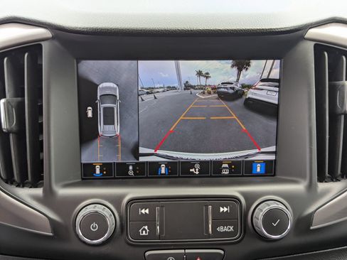 Used 2022 GMC Terrain AT4 w/ Infotainment Package II AWD/4WD image 32