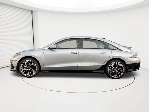 New 2024 Hyundai Ioniq 6 SEL AWD/4WD image 4