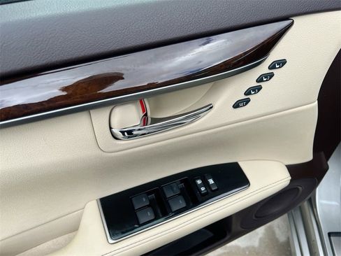 Used 2018 Lexus ES 350 image 11
