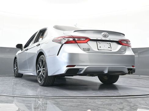 Used 2022 Toyota Camry SE image 57