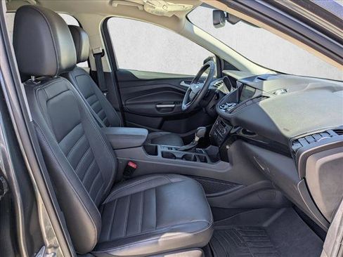 Used 2017 Ford Escape Titanium AWD/4WD image 18