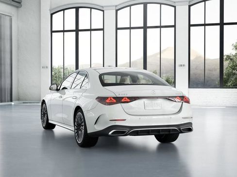 New 2026 Mercedes-Benz E 450 4MATIC Sedan image 27