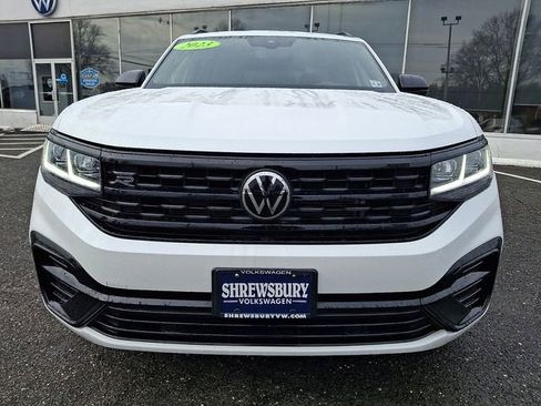 Used 2023 Volkswagen Atlas Cross Sport SEL R-Line image 2