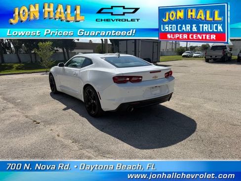 Used 2024 Chevrolet Camaro LT RWD image 7