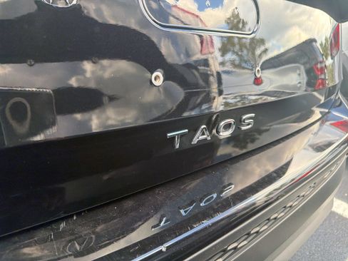 Used 2025 Volkswagen Taos S FWD image 11