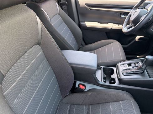 Used 2024 Honda CR-V Sport image 9