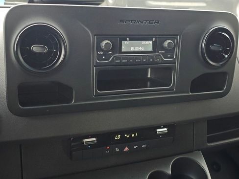 New 2025 Mercedes-Benz Sprinter 2500 image 27