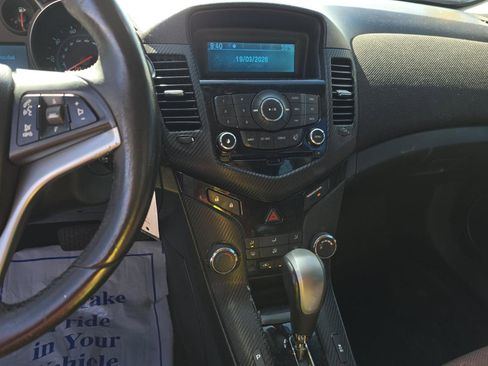 Used 2011 Chevrolet Cruze LT image 14