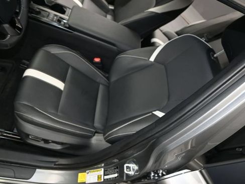 Used 2025 Toyota Camry SE w/ Convenience Package FWD image 11