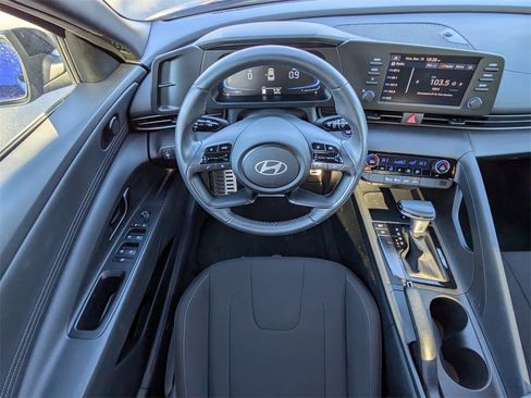 Certified 2025 Hyundai Elantra Sport image 14