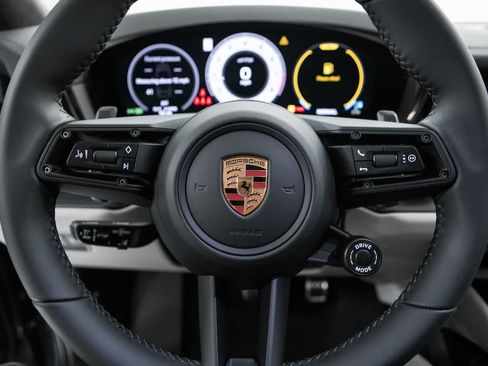 New 2026 Porsche Cayenne GTS AWD/4WD image 14