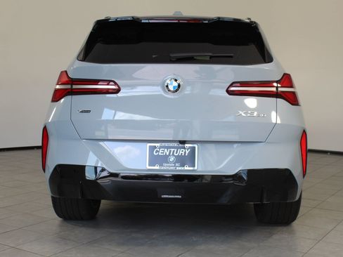 New 2026 BMW X3 xDrive30 w/ Premium Package image 9