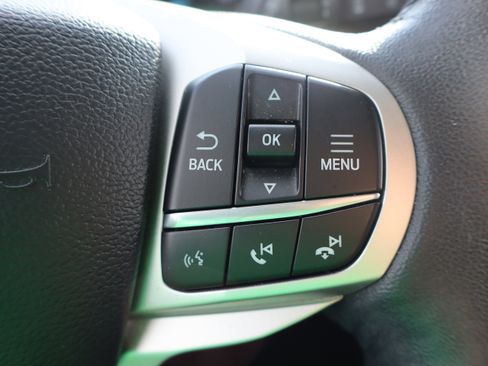 Used 2023 Ford Explorer XLT w/ Equipment Group 202A image 20