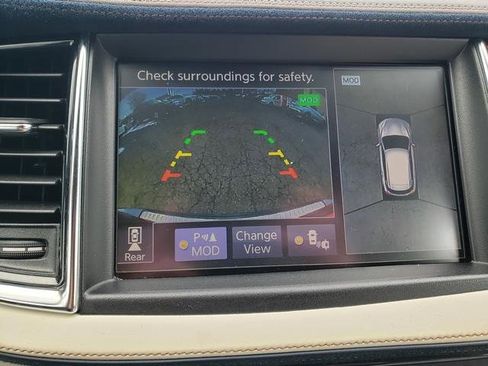 Used 2019 INFINITI QX50 Essential w/ Sensory Package image 17