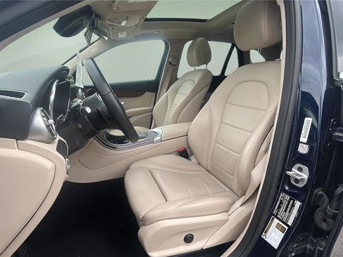 Used 2022 Mercedes-Benz GLC 300 w/ Driver Assistance Package image 12