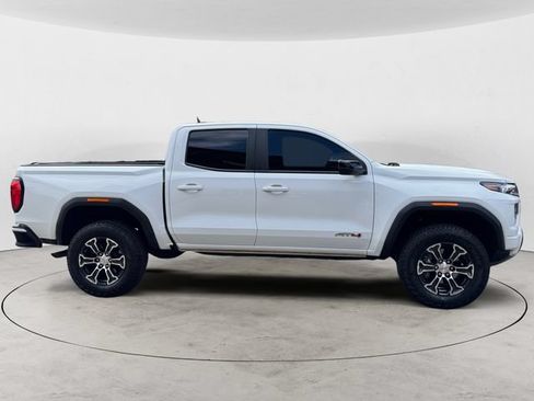 Certified 2024 GMC Canyon AT4 AWD/4WD image 4