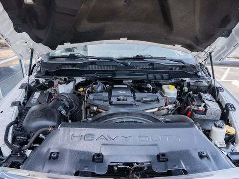 Used 2018 RAM 3500 Tradesman w/ Chrome Appearance Group AWD/4WD image 29
