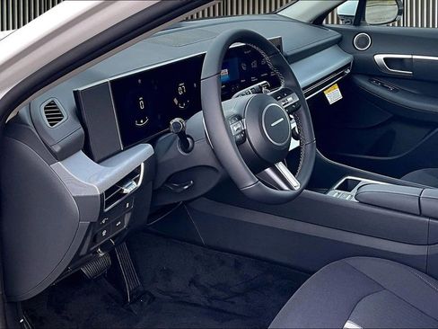 New 2026 Hyundai Sonata SEL FWD image 7