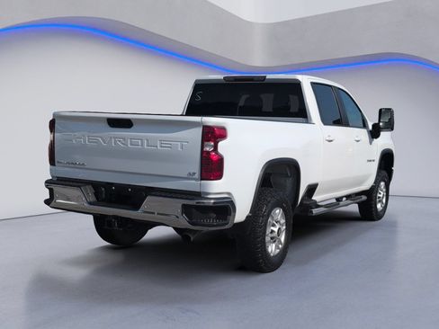 Used 2021 Chevrolet Silverado 2500 LT w/ Z71 Off-Road Package AWD/4WD image 5