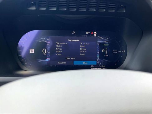 New 2026 Volvo XC90 T8 Ultra w/ Protection Package Premier image 19