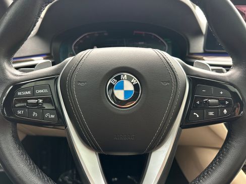 Used 2023 BMW 530i w/ Premium Package RWD image 22