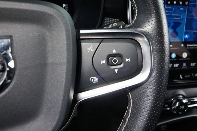 Used 2021 Volvo XC40 P8 Recharge w/ Advanced Package AWD/4WD image 13