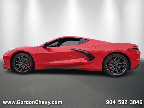 Used 2023 Chevrolet Corvette Stingray Preferred Cpe w/ Z51 Performance Package image 2