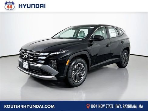New 2026 Hyundai Tucson Blue SE AWD/4WD image 1