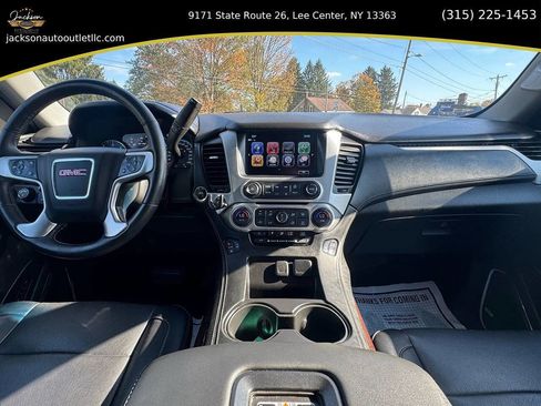 Used 2017 GMC Yukon SLT w/ Open Road Package image 6